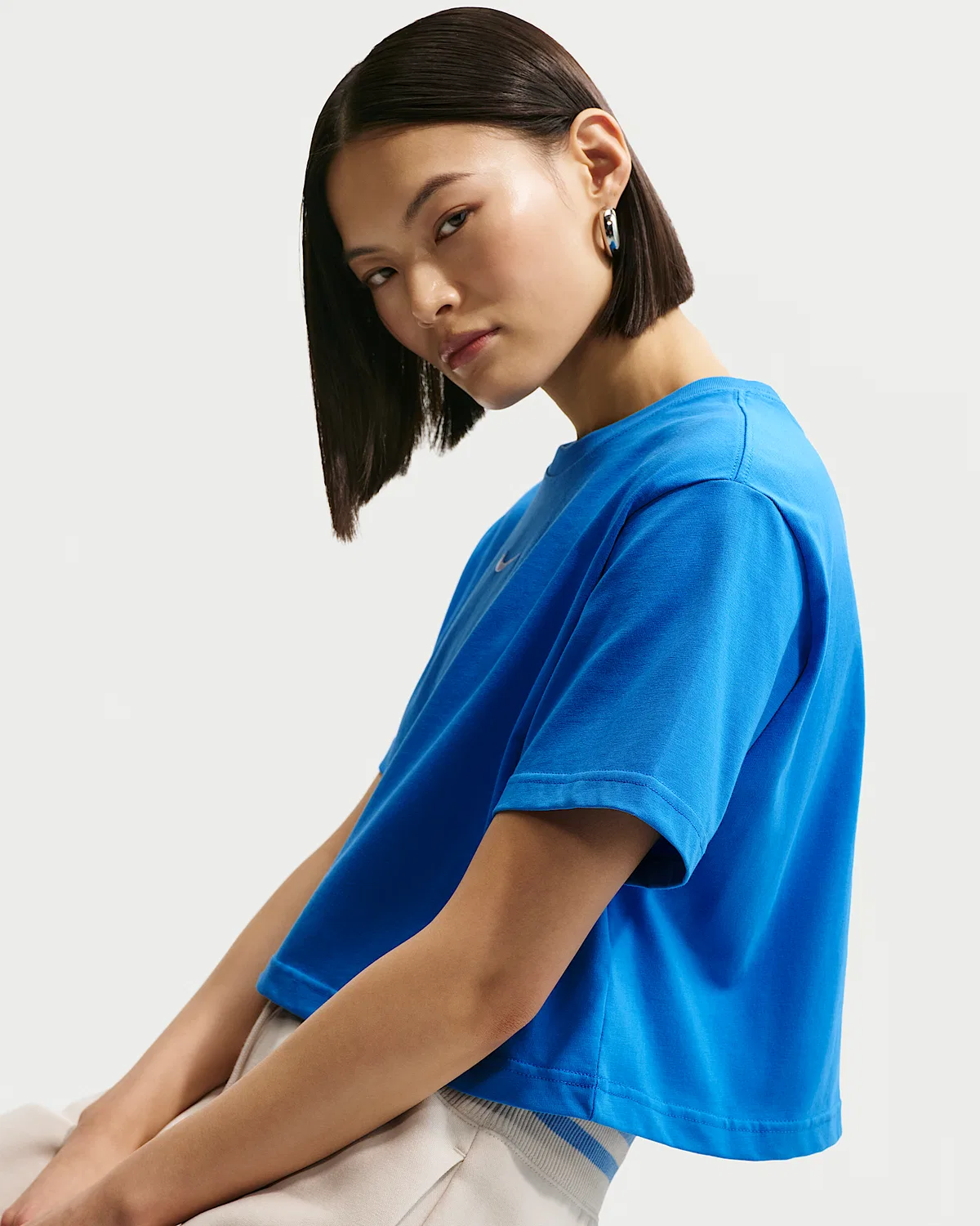 Женский свободный короткий топ с коротким рукавом Nike Sportswear Classic, Light Photo Blue — фото 3