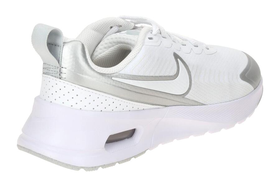 Кроссовки женские Nike Air Max Nuaxis белые — фото 4
