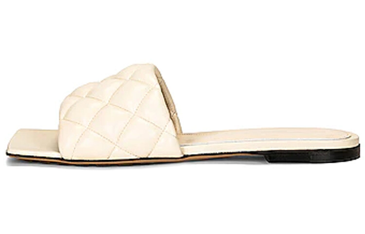 

Шлепанцы женские Bottega Veneta, белый