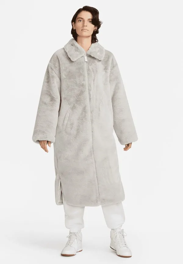 Зимнее пальто Nike Sportswear, Lt Iron Ore/Light Bone/Sail