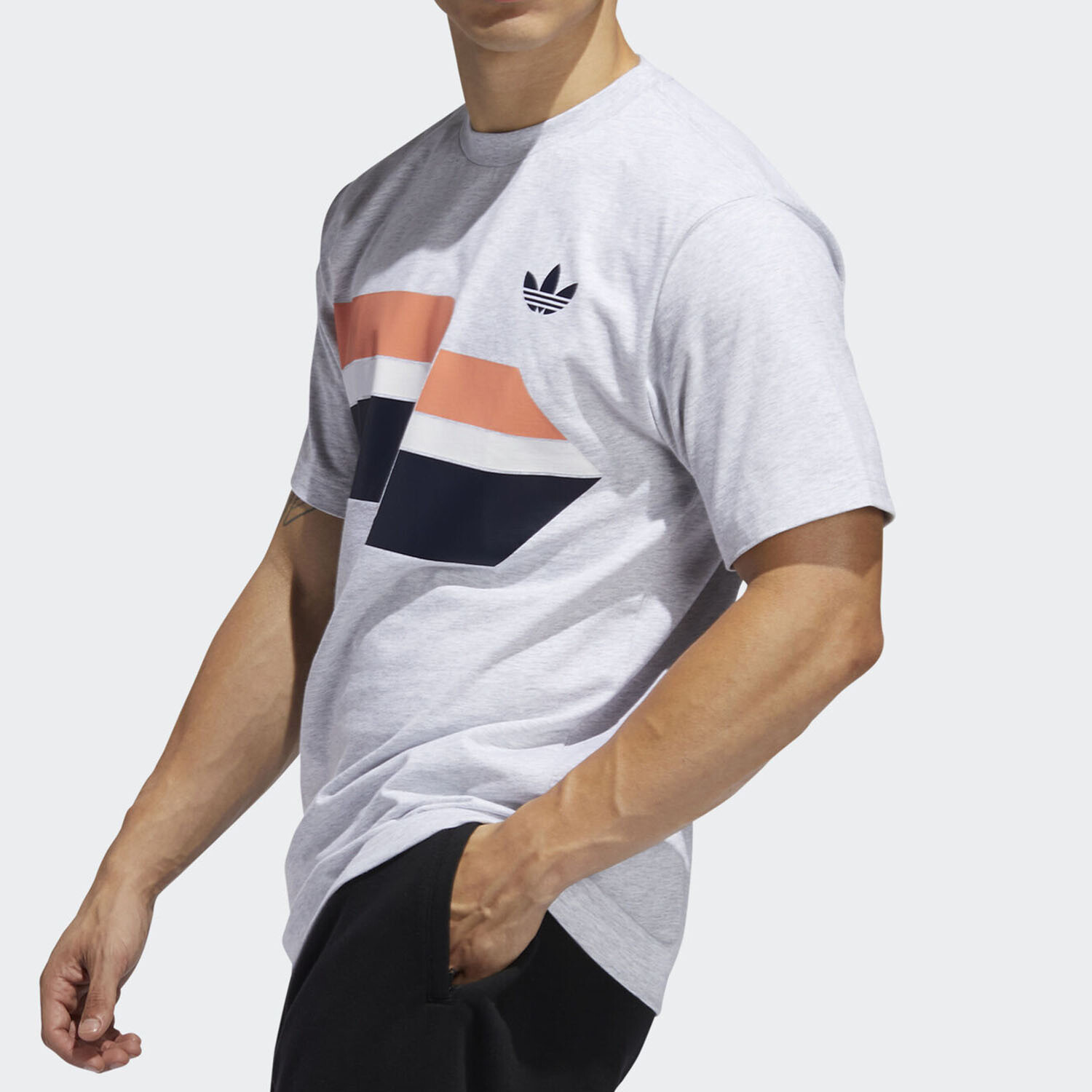 Футболка мужская серая Adidas Originals, серый — фото 3