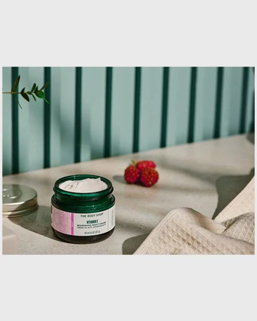 Крем для лица The Body Shop — Питательный ночной с витамином Е от — фото 3