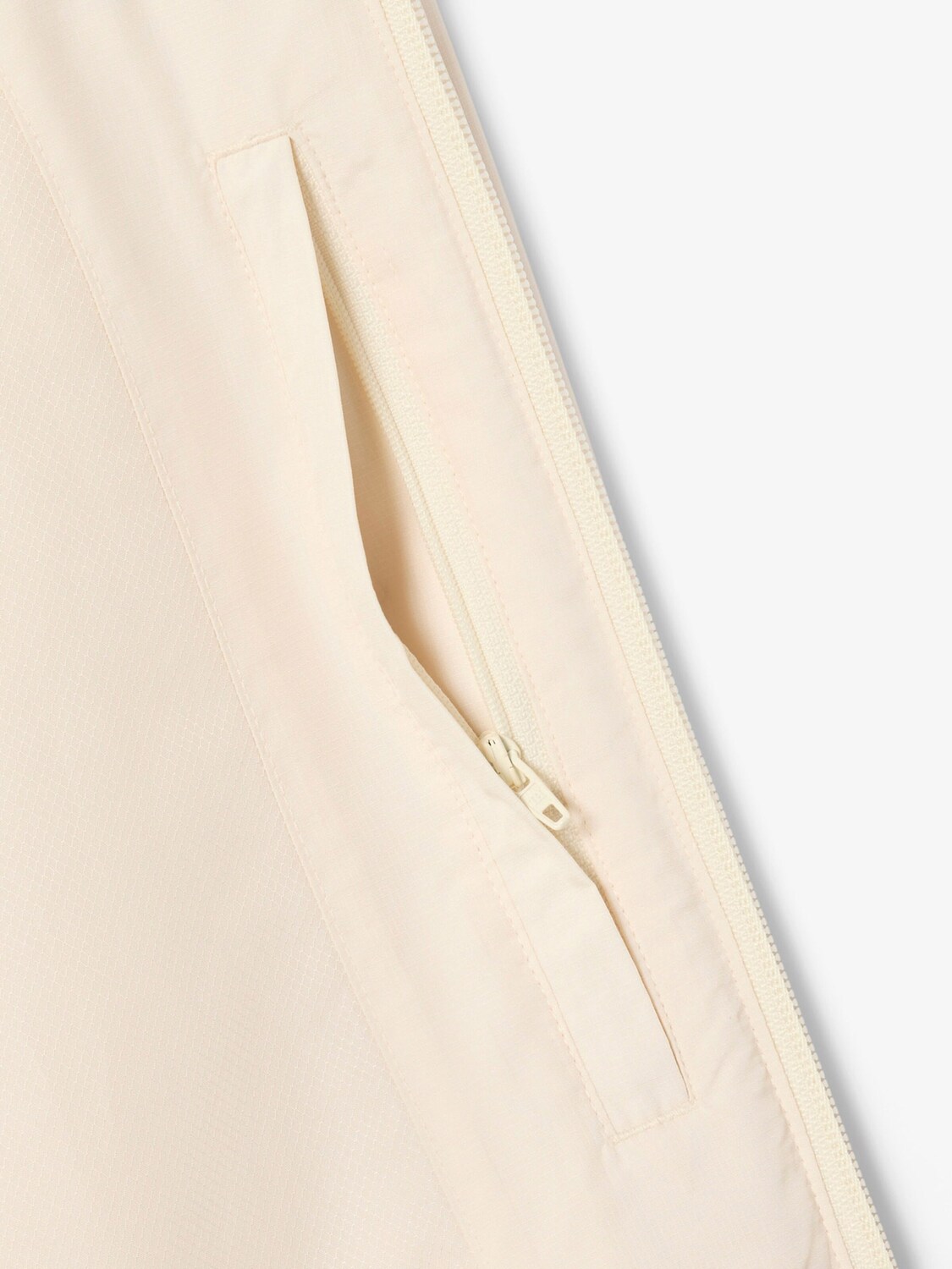 Lacoste Куртка для межсезонья в цвете Nude, Camel — фото 4