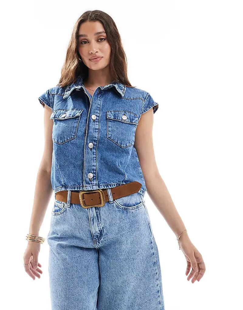 

Укороченный джинсовый топ Pieces с короткими рукавами из средне-синего денима