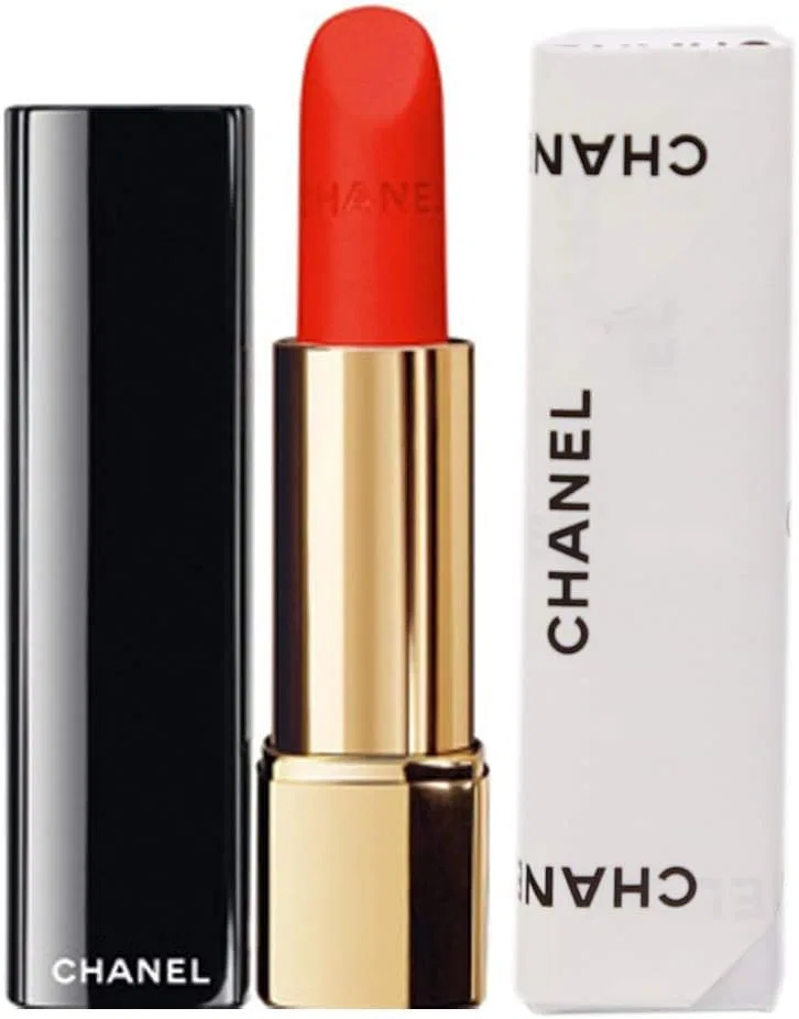 Помада матовая Chanel 64 First Lights