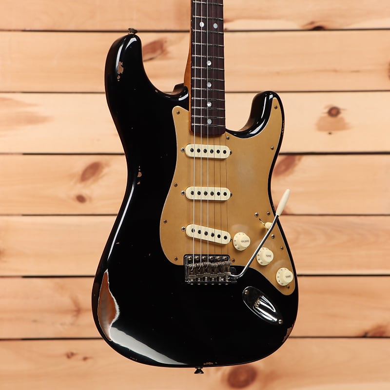 

Электрогитара Fender Custom Shop Limited Roasted "Big Head" Stratocaster Relic - Aged Black - CZ577077 - PLEK'd