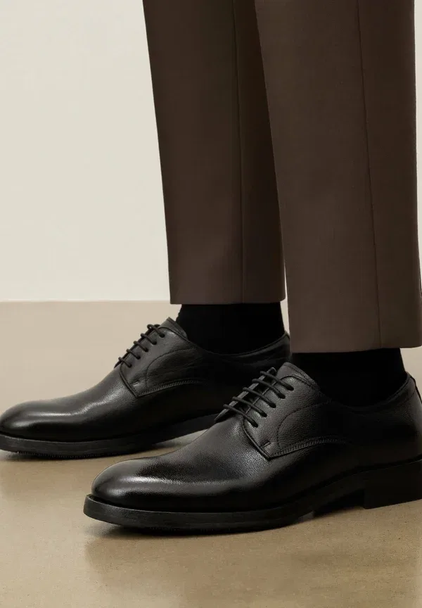 Ботинки Emil smart lace ups Kazar, черный