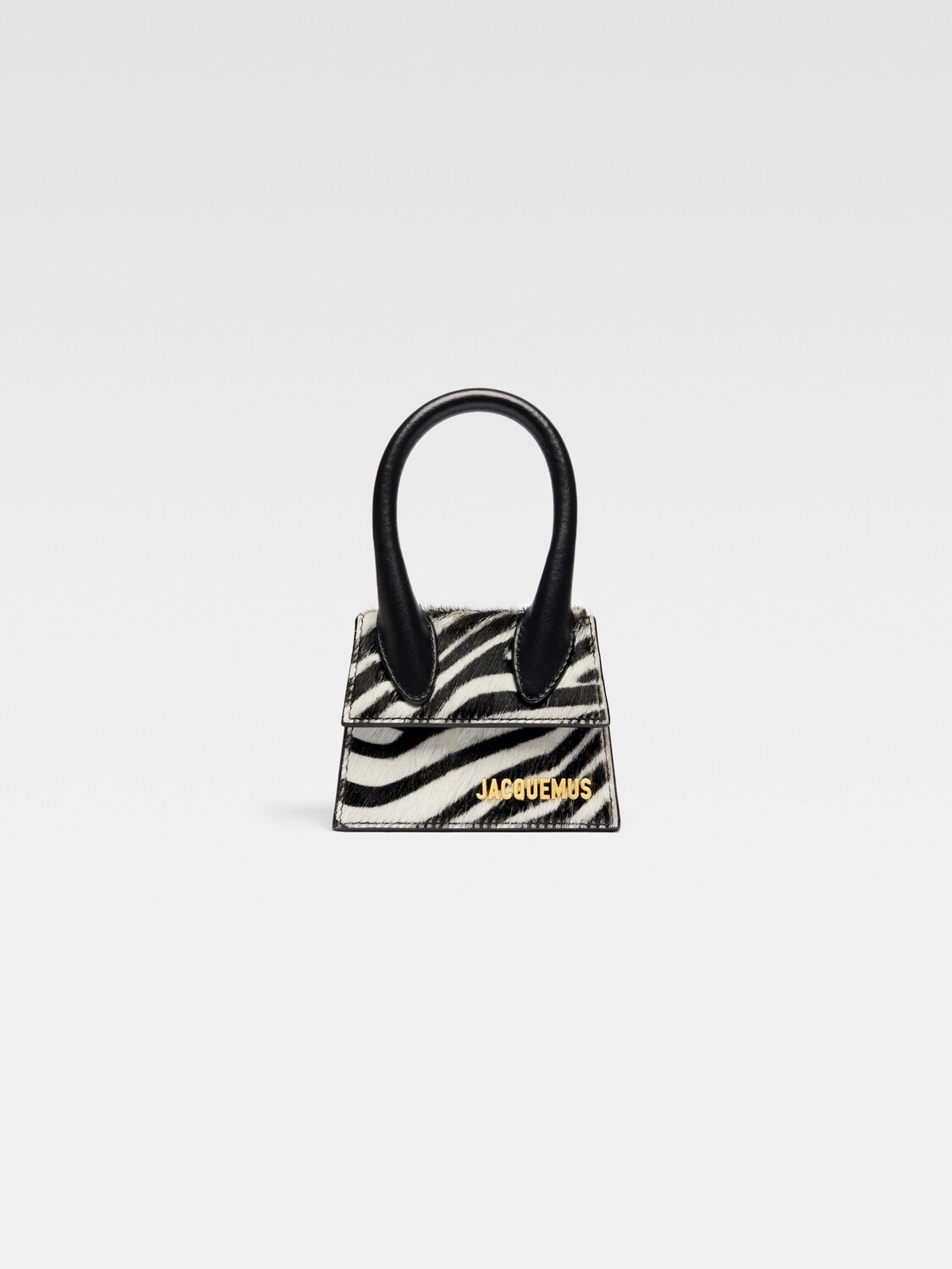 

Фирменная мини-сумочка JACQUEMUS The Chiquito, цвет Black & White Zebra, Белый, Фирменная мини-сумочка JACQUEMUS The Chiquito, цвет Black & White Zebra