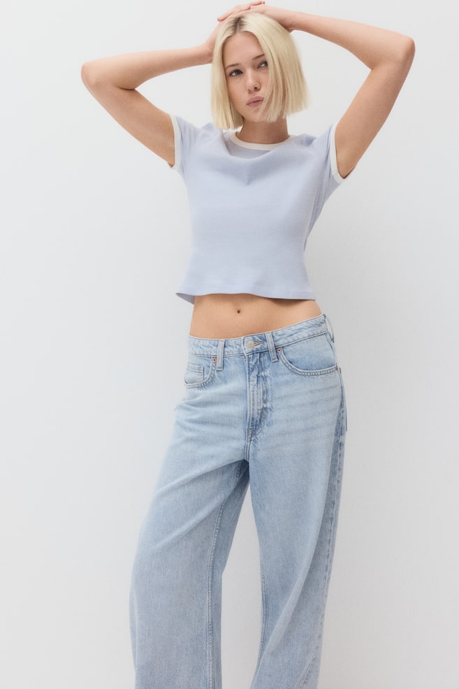 

Футболка, облегающая фигуру H&M, голубой