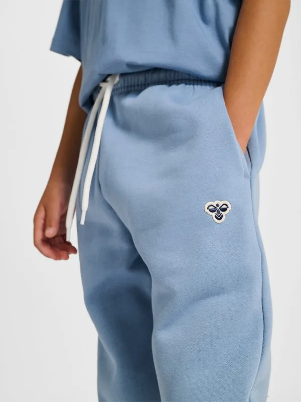 Спортивные штаны hummel hmljr свободного кроя с рисунком пчелы, Hummel, Faded Denim — фото 4