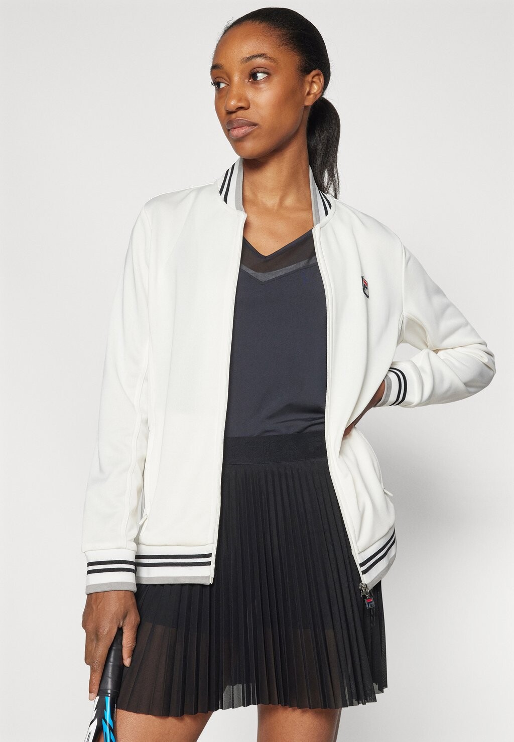 

Тренировочная куртка JACKET ROMY Fila, кремовый
