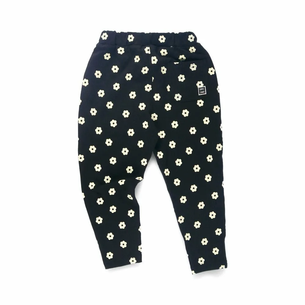 Длинные брюки свободного кроя, сшитые по фигуре. Branshes, 91_Black_Floral Pattern