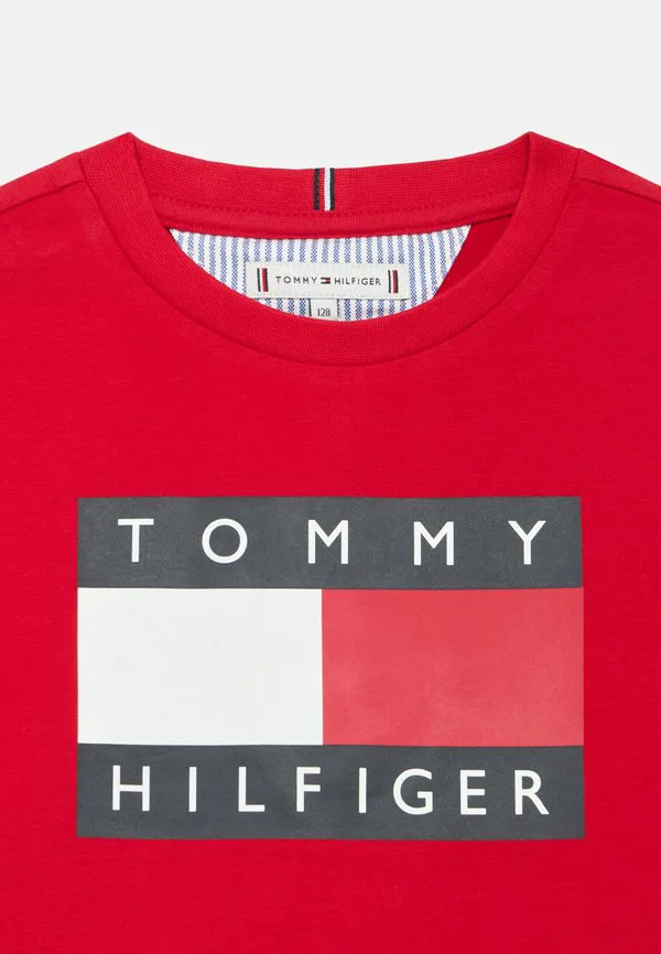 Футболка с принтом флага наследия в свободном стиле Tommy Hilfiger, Primary Red — фото 3