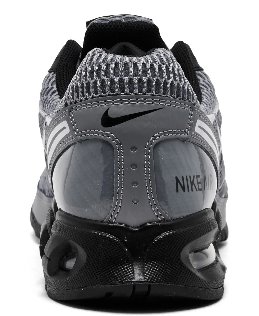 Мужские беговые кроссовки Air Max Torch 4 от Finish Line Nike, cool серый/белый-черный — фото 4