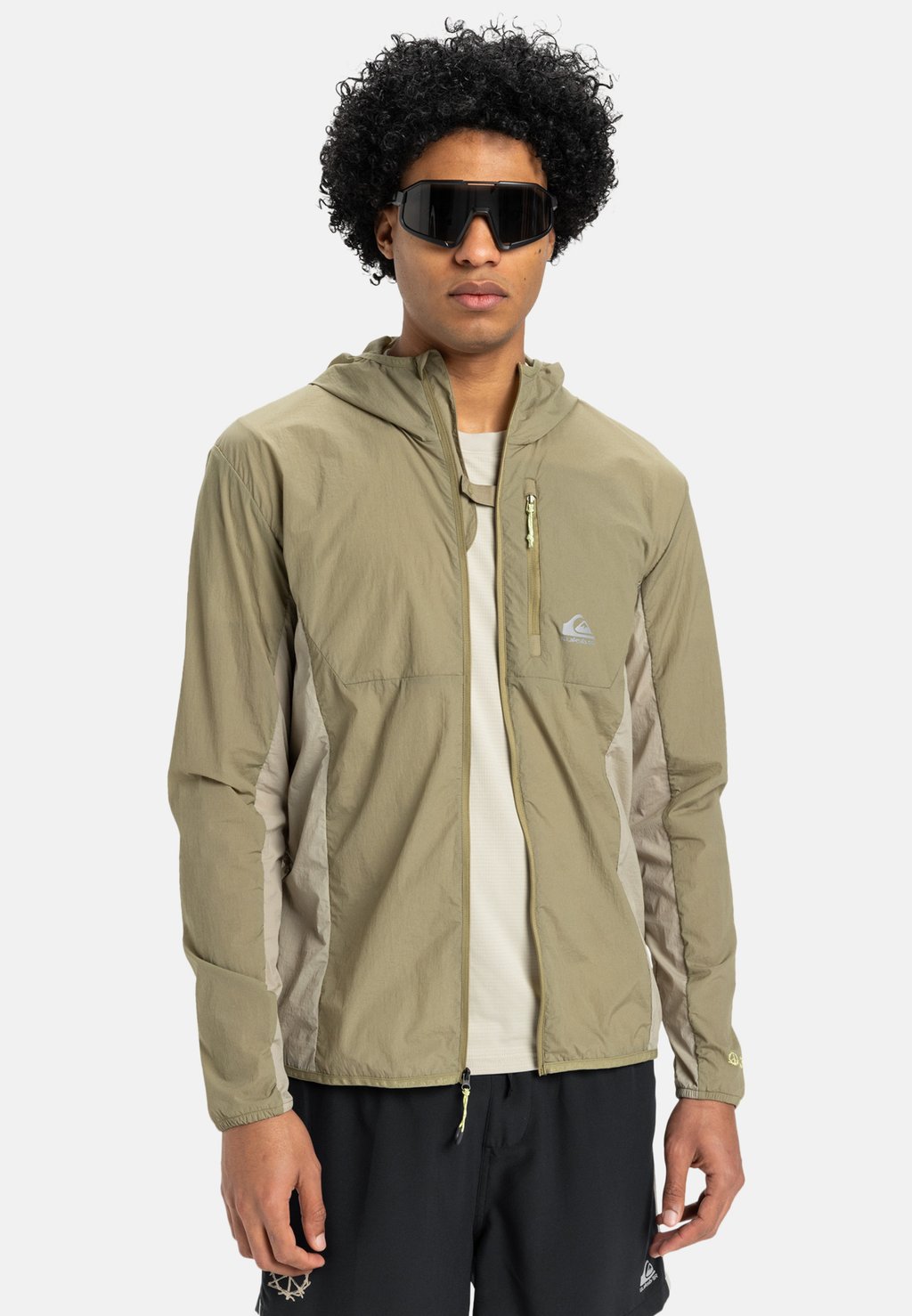 

Легкая куртка Quiksilver, хаки