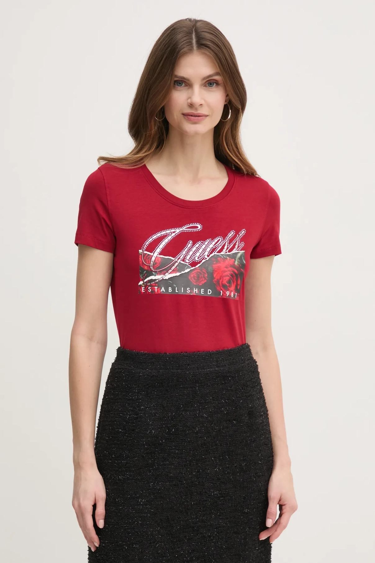 

Футболка Guess, гранатовый