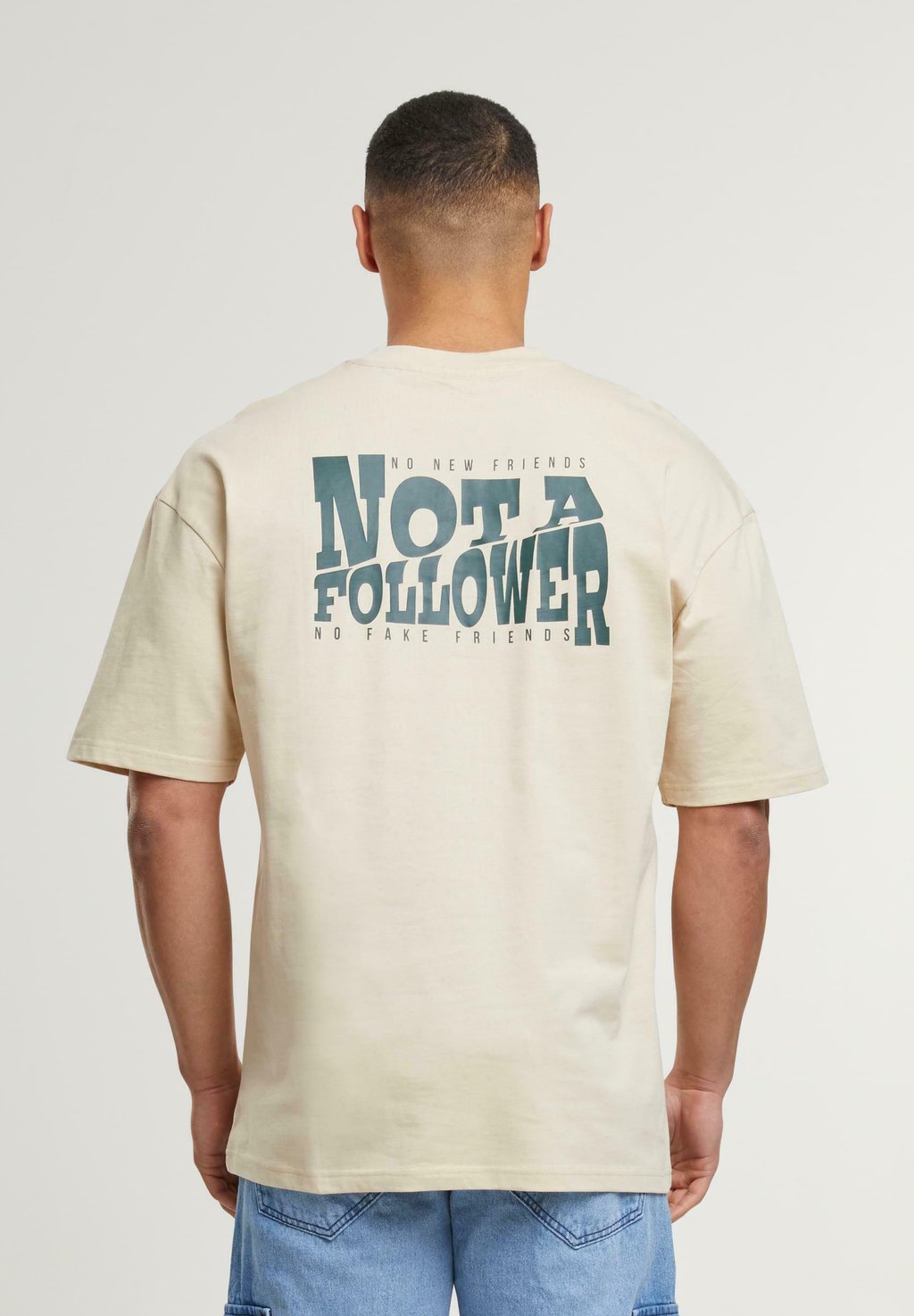 

Футболка с принтом NOT A FOLLOWER DEF, бежевый