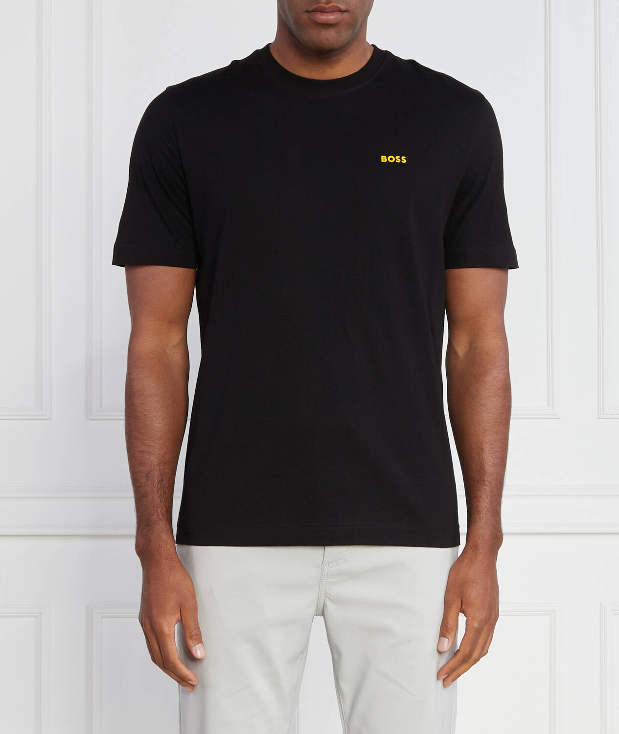 

Футболка BOSS ORANGE Racing Relaxed fit, черный