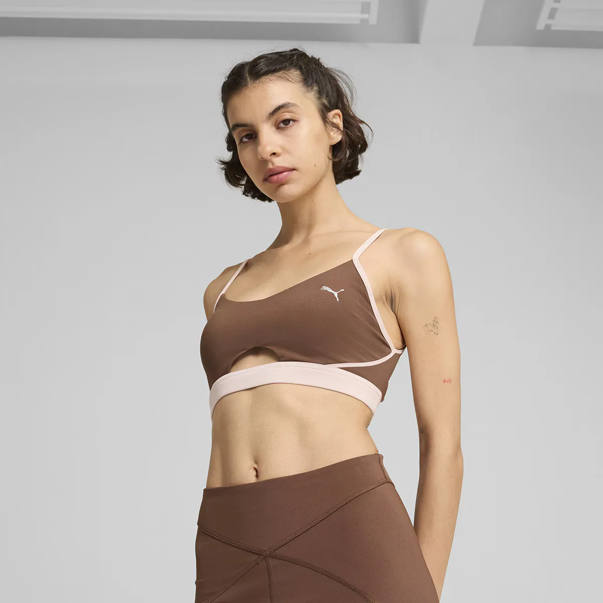 

Move Ultrabare моделирующий бюстгальтер Puma женский топ, коричневый