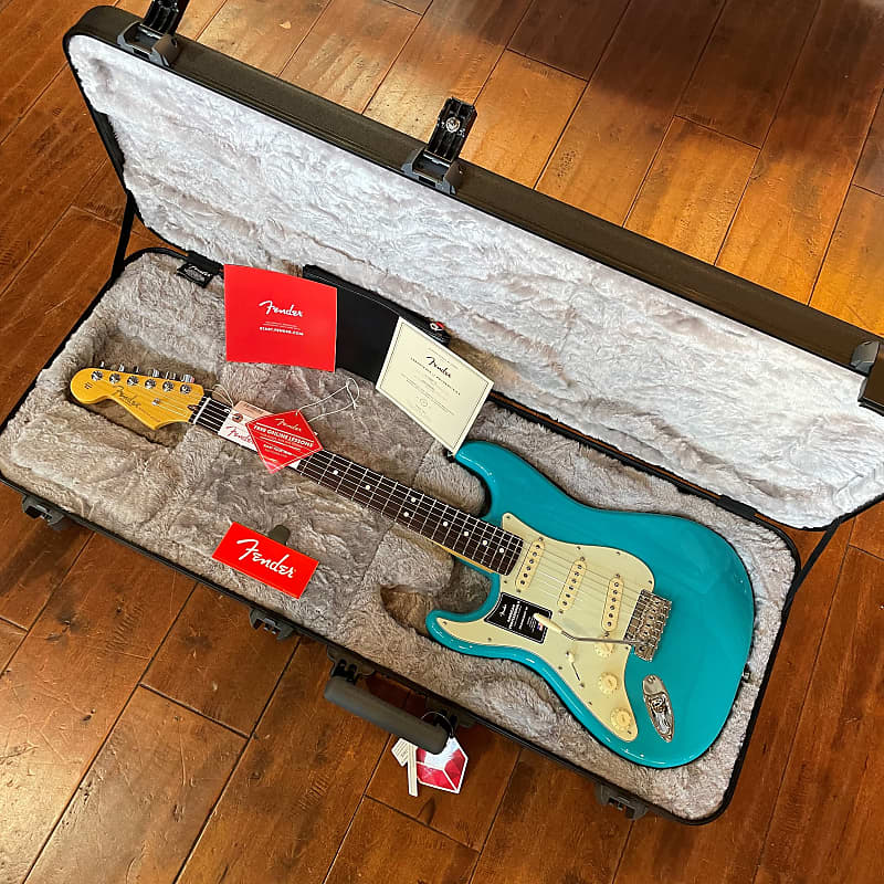 

Электрогитара Fender American Professional II Stratocaster Left-Handed RW Miami Blue 8lbs, 3oz US210038393