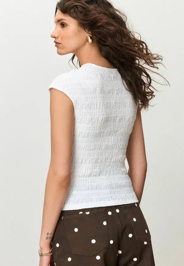 Блуза Next, Regular fit short sleeve textured crew neck top, белый — фото 2
