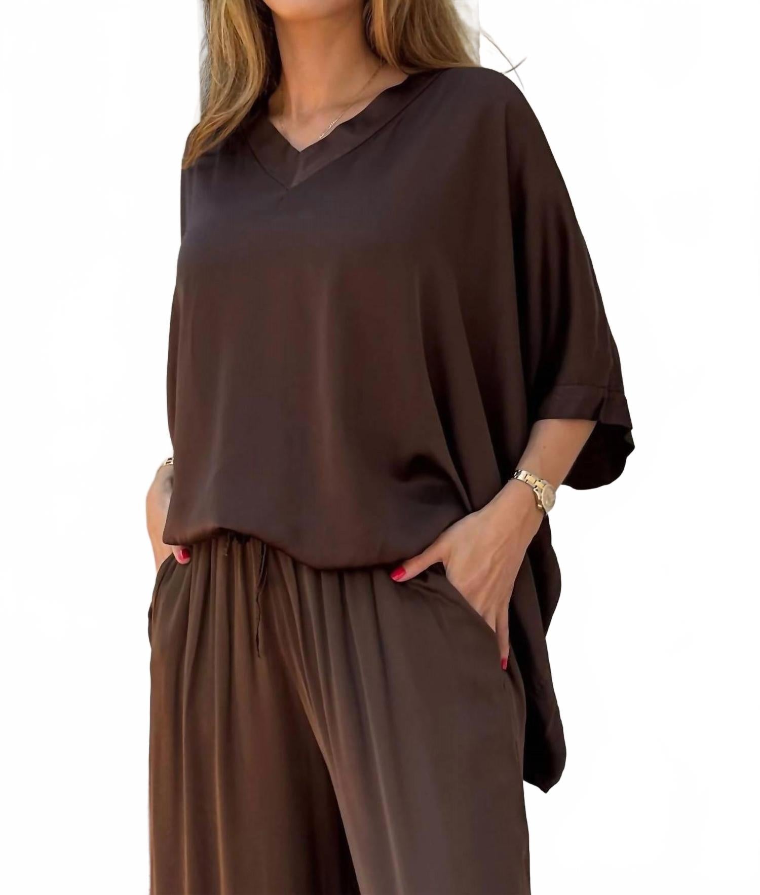 

Однотонная атласная блузка коричневого цвета Marisima, коричневый