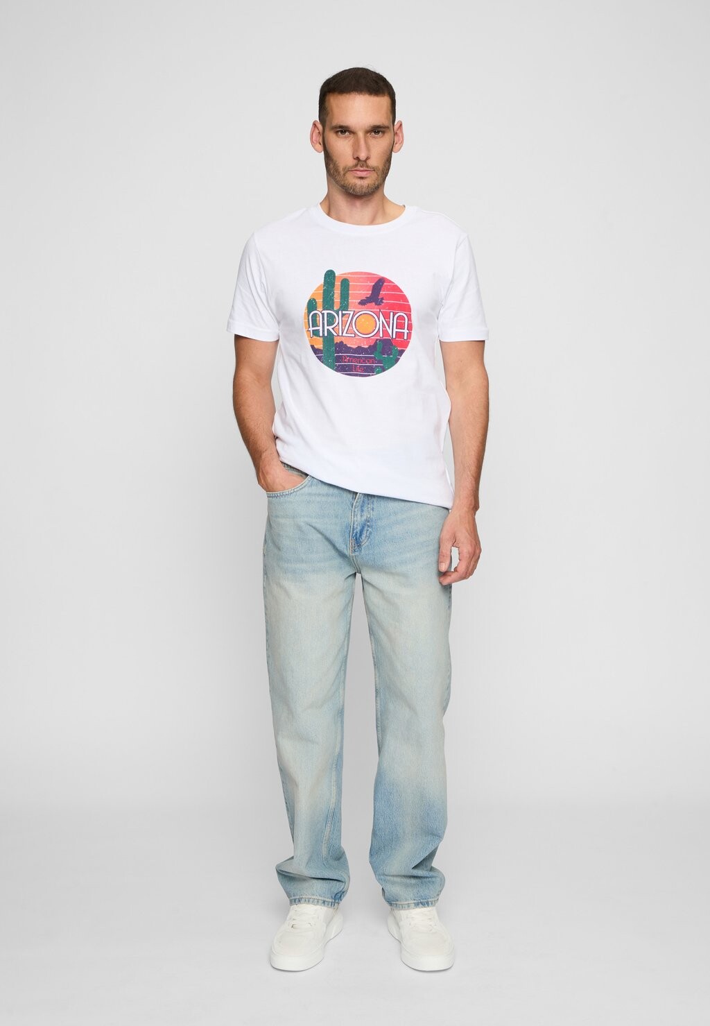 

Футболка с принтом AMERICAN LIFE ARIZONA Mister Tee, белый