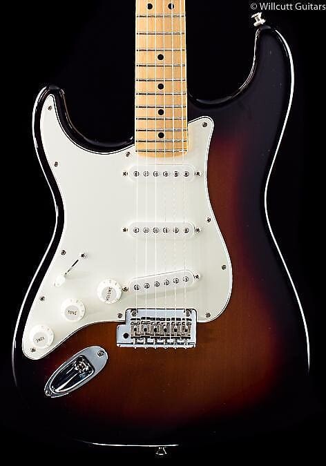 

Электрогитара Fender Player Series Stratocaster 3 Color Sunburst Left - MX21208735-7.61 lbs