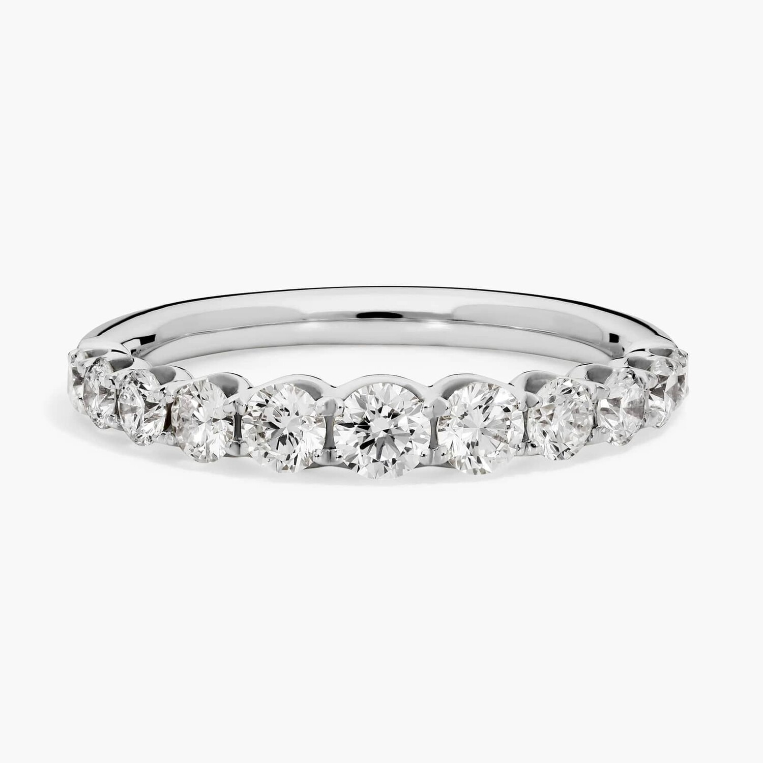 

Кольцо на годовщину с бриллиантами Selene Graduated Diamond из платины (1 карат, два в одном) Blue Nile