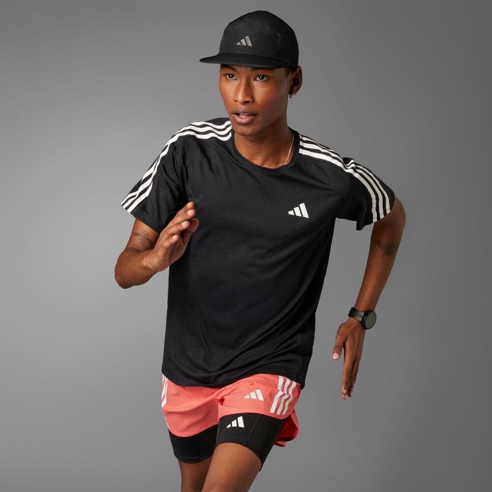 

Футболка Adidas Own the Run Three Stripes Short Sleeve T-Shirt, черный