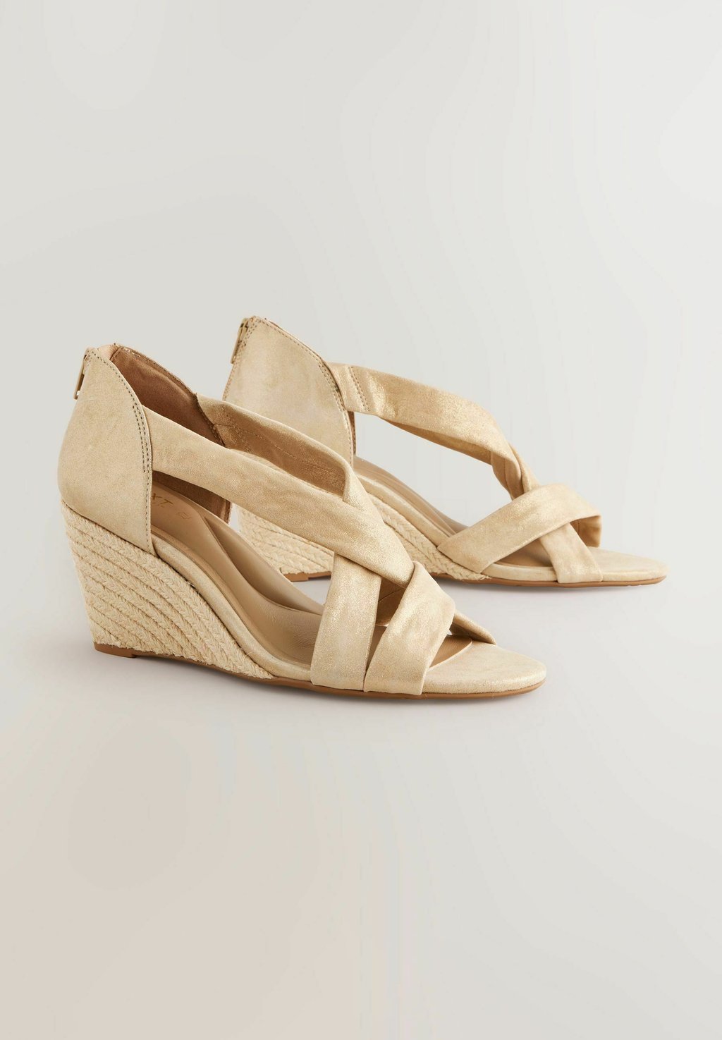 Эспадрильи FOREVER COMFORT WITH SOFT TWIST - Wedge sandals Next, золотой — фото 2
