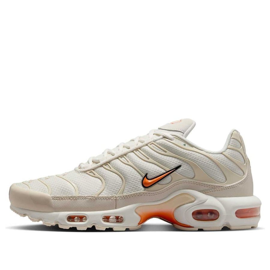 

Кроссовки Nike Air Max Plus 'Phantom Safety Orange', бежевый