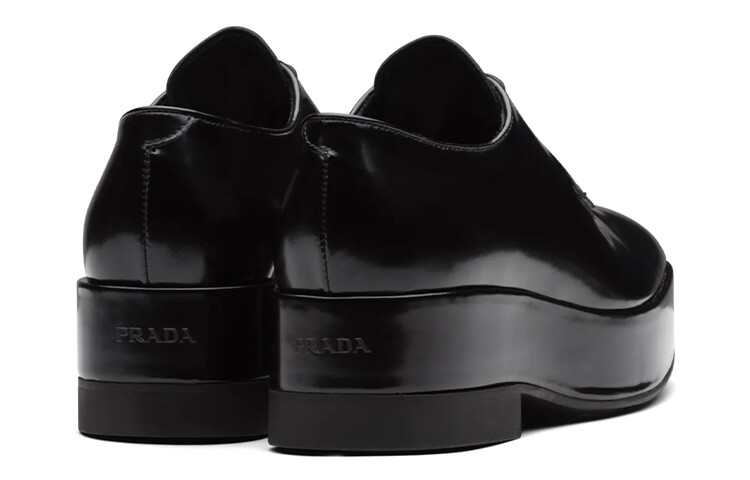 Женская повседневная обувь Женская низкая черная Prada — фото 4