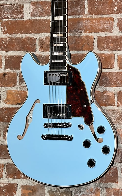 

Электрогитара D'Angelico Premier Mini DC with Stop-Bar Tailpiece, Ovangkol Fretboard 2021 - Sky Blue