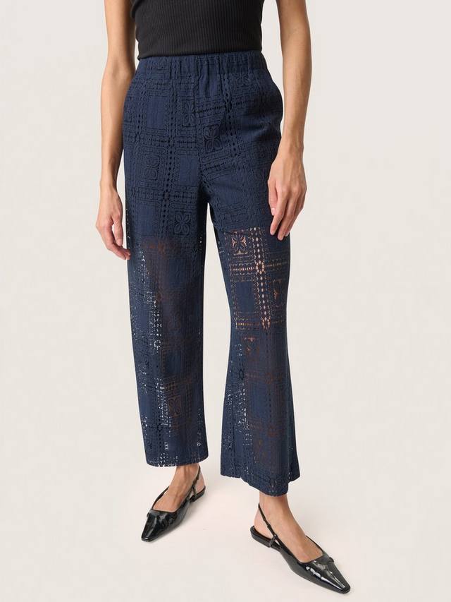 

Брюки Coopelia с отделкой Broderie Anglaise Soaked In Luxury, Night Sky