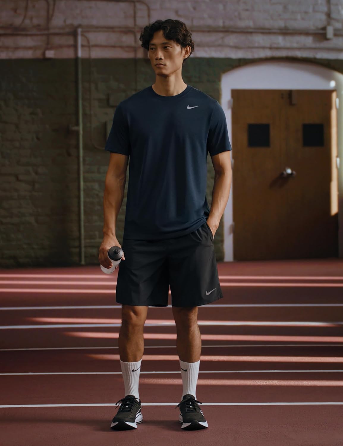 Мужские беговые кроссовки Nike Journey Run для шоссе, белый/черный — фото 3
