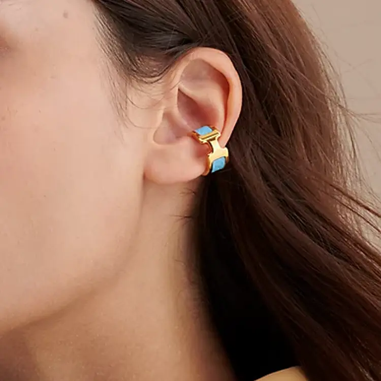 Hermes Женские серьги-клипсы из телячьей кожи, золотистые — фото 4