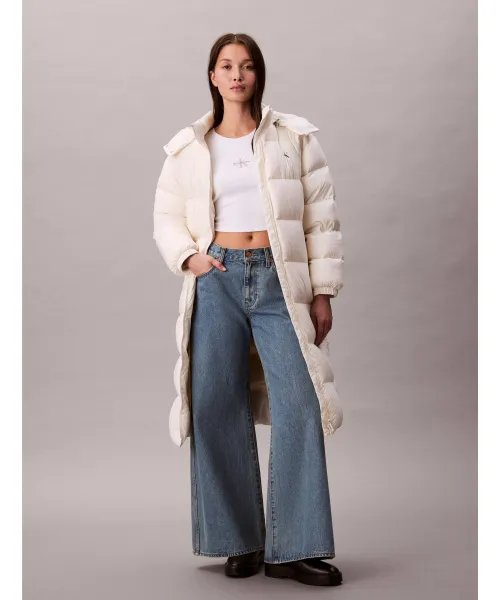 

Незаменимое пуховое пальто Calvin Klein Jeans, бежевый