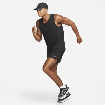 

Футболка Nike Primary, черный