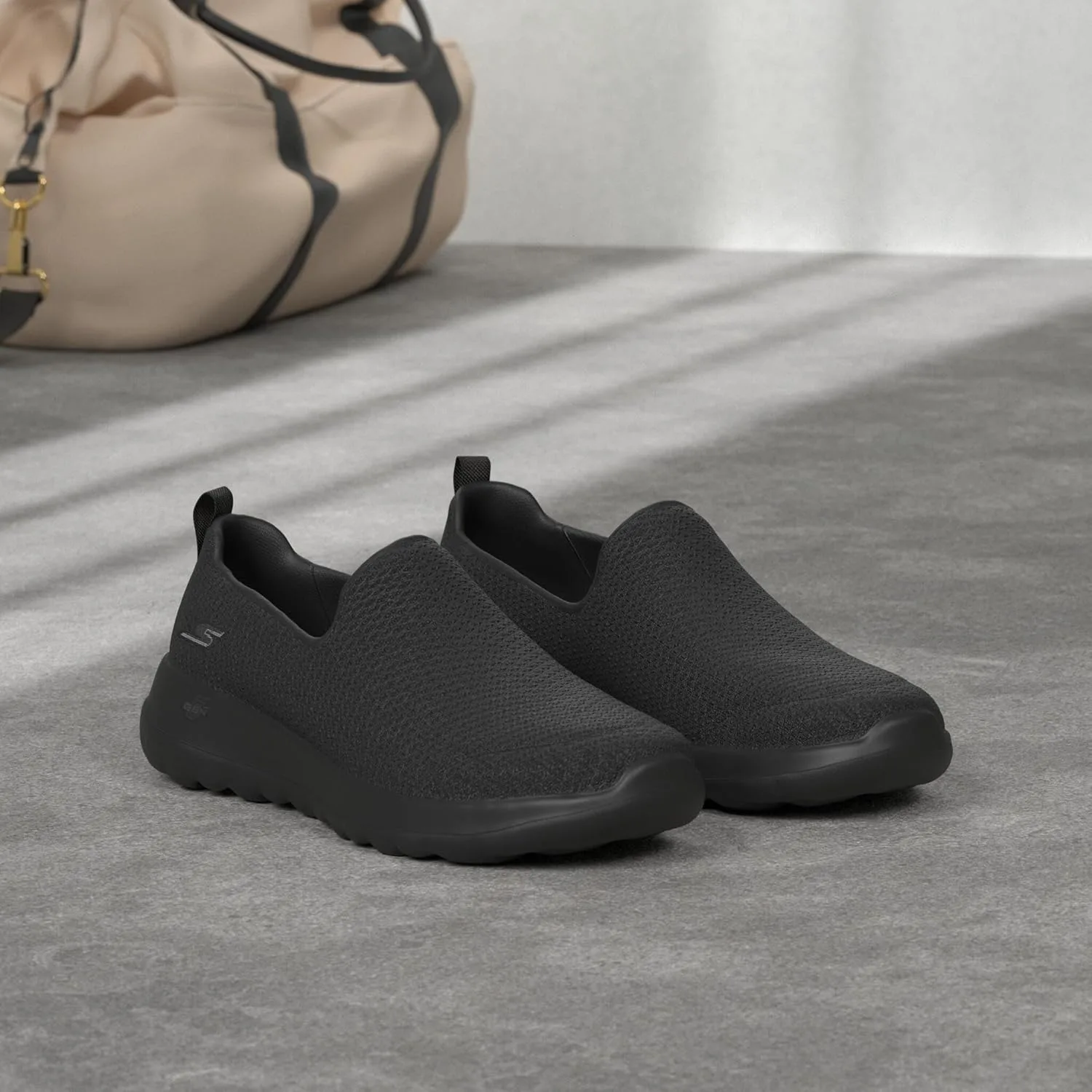 Мужские кроссовки Skechers Go Walk Max-privy-54626, черный — фото 2