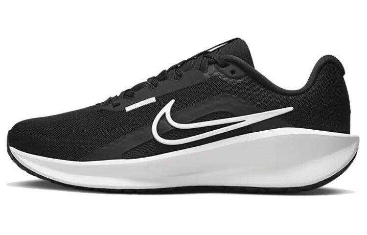 

Nike Кроссовки для женщин, Black/White