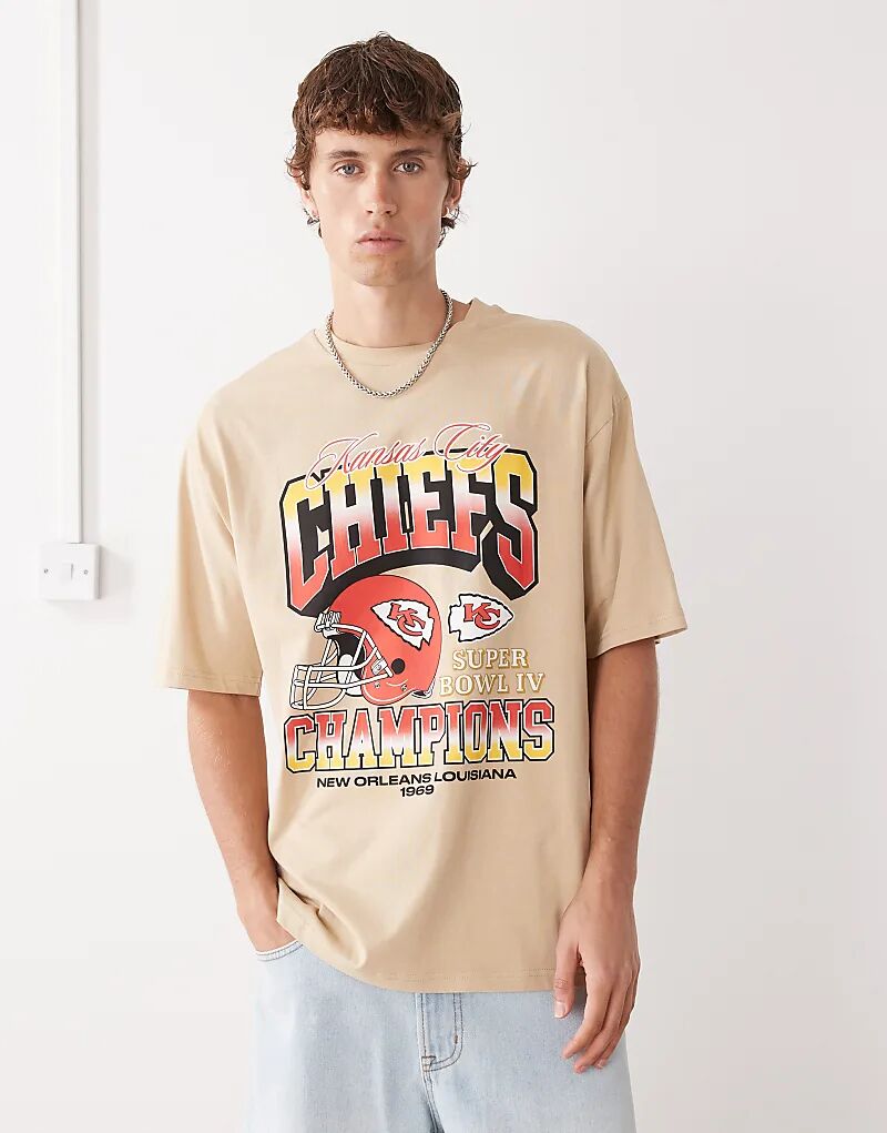 

Футболка New Era Kansas City Chiefs свободного кроя бежевого цвета