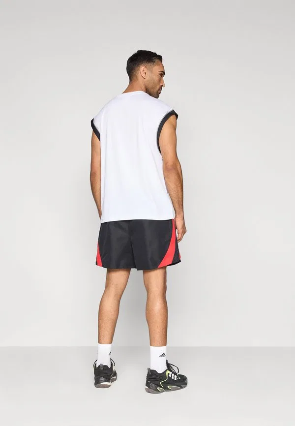 Тканые короткие спортивные шорты Adidas Performance, Black/Pure Ruby — фото 2