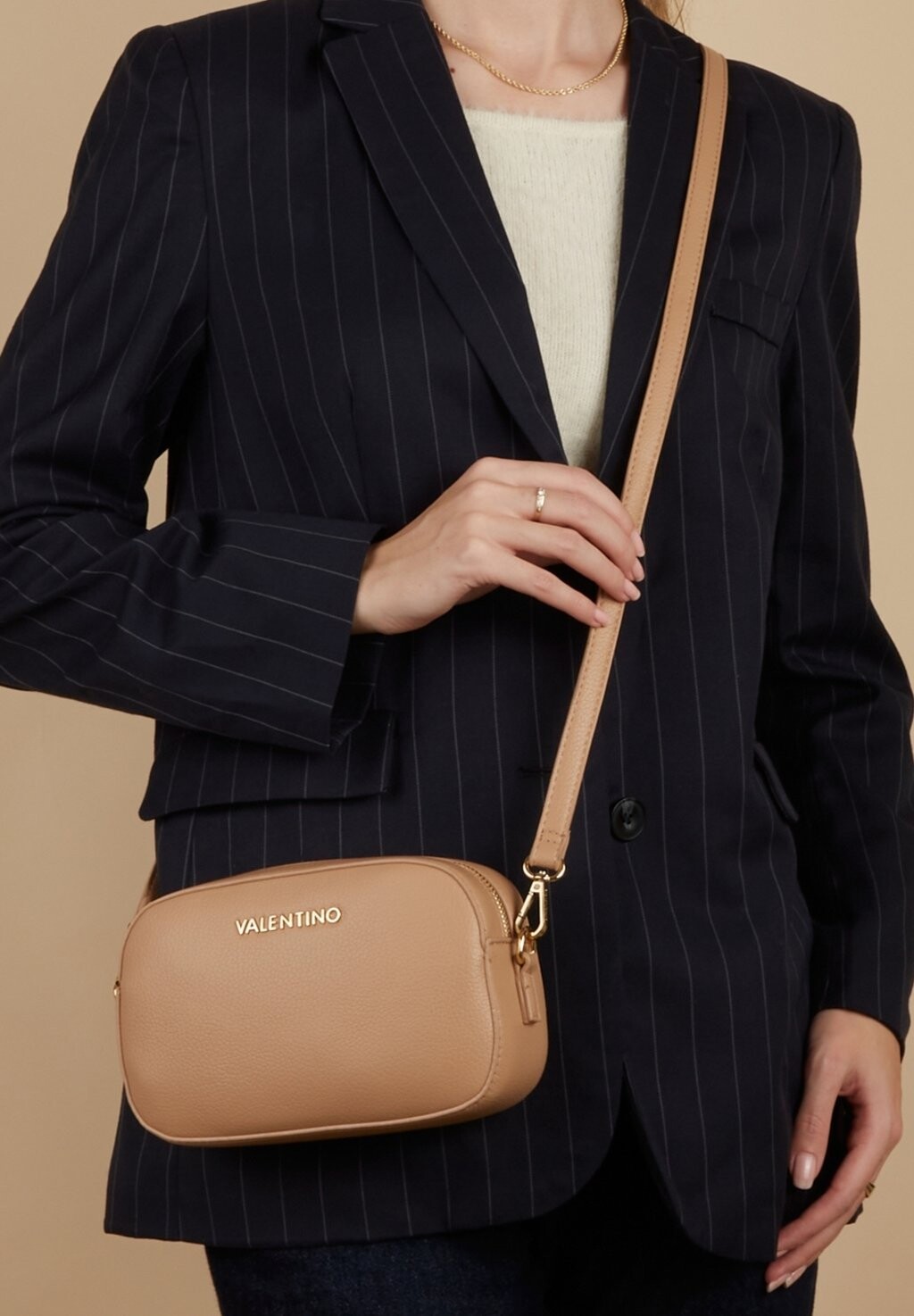 

Сумка через плечо Valentino Bags, цвет beige