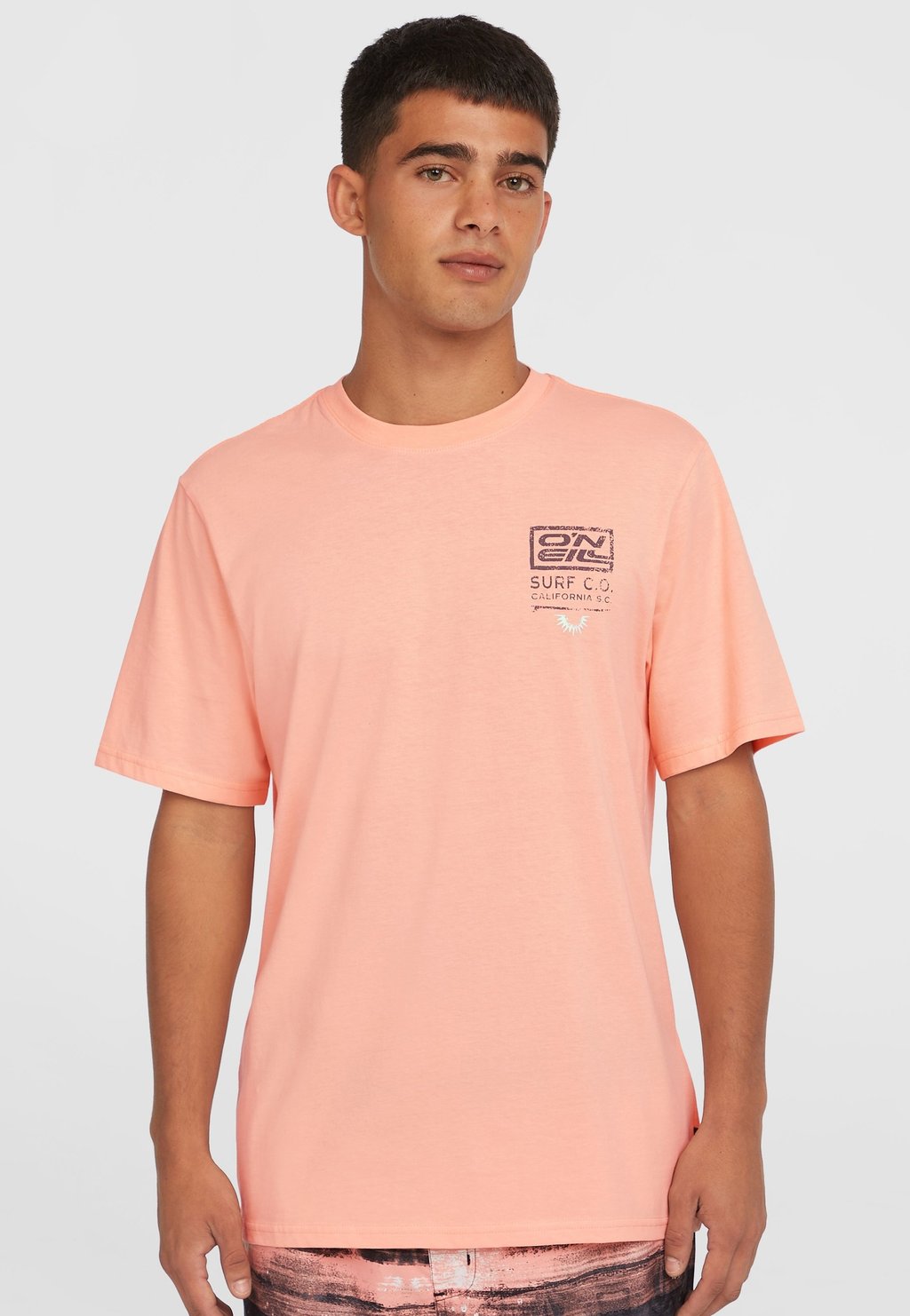 

Футболка с принтом RETRO GRAPHIC UNISEX O'Neill, светло-розовый