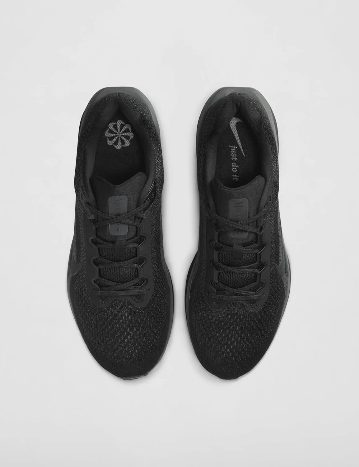 Мужские кроссовки для бега по шоссе Nike Winflo 11, черный — фото 2