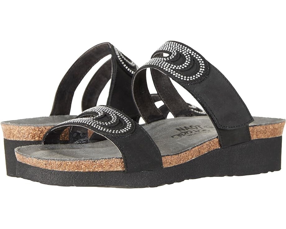 Туфли Naot Ainsley, цвет Black Velvet Nubuck/Silver Rivets