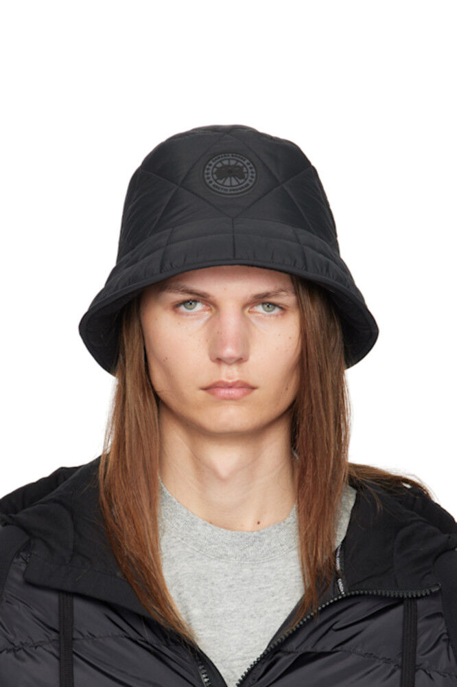 

Черная двусторонняя стеганая панама Canada Goose