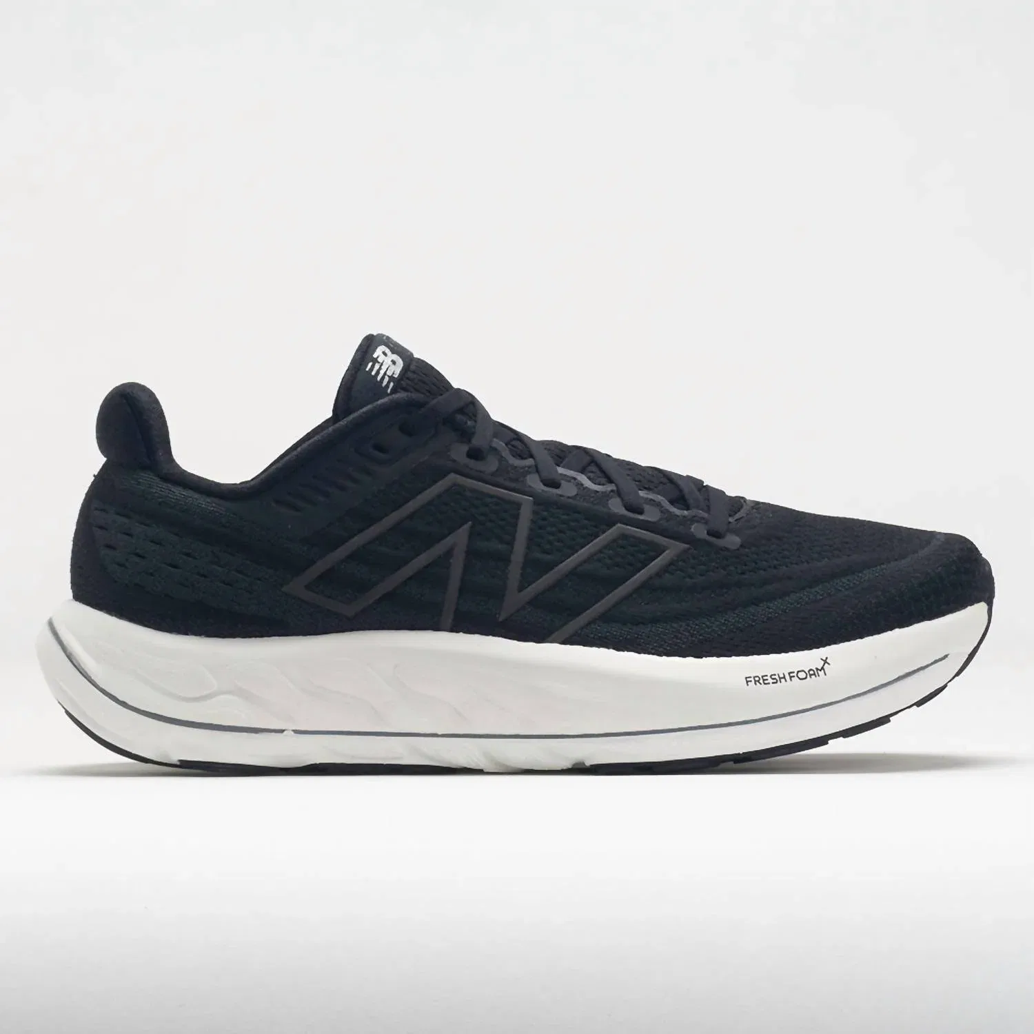 New Balance Мужские беговые кроссовки Fresh Foam X Vongo V6 в черно-белом цвете