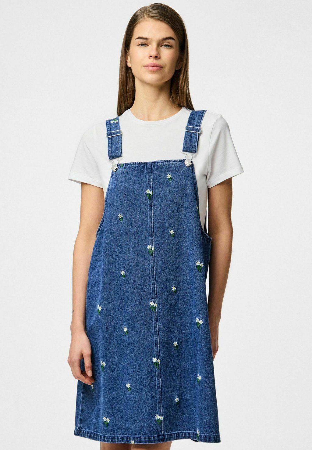 

Джинсовое платье SPENCER-PCFREIA Pieces, цвет Medium Blue Denim